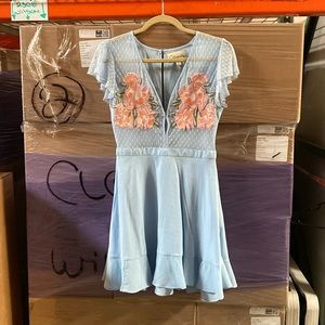 A beautiful light blue dress. Perfect for Easter or a Spring luncheon… 💙